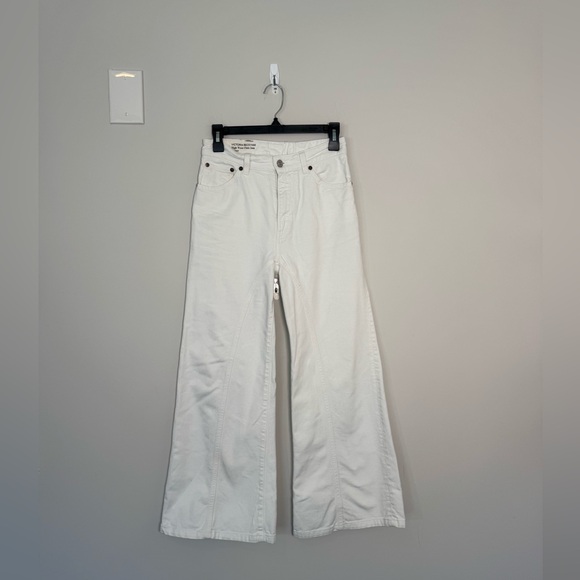 Victoria Beckham High Waist Flare Jean Bianca in White - 27 - Picture 2 of 5